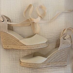 Soludos Cream Espadrille Wedge Sandals with Ankle Wrap